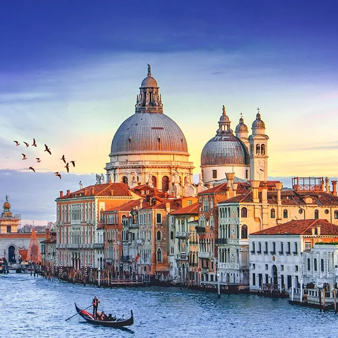 Cityscape of Italy illustrating Atlas HXM Global Mobility Services