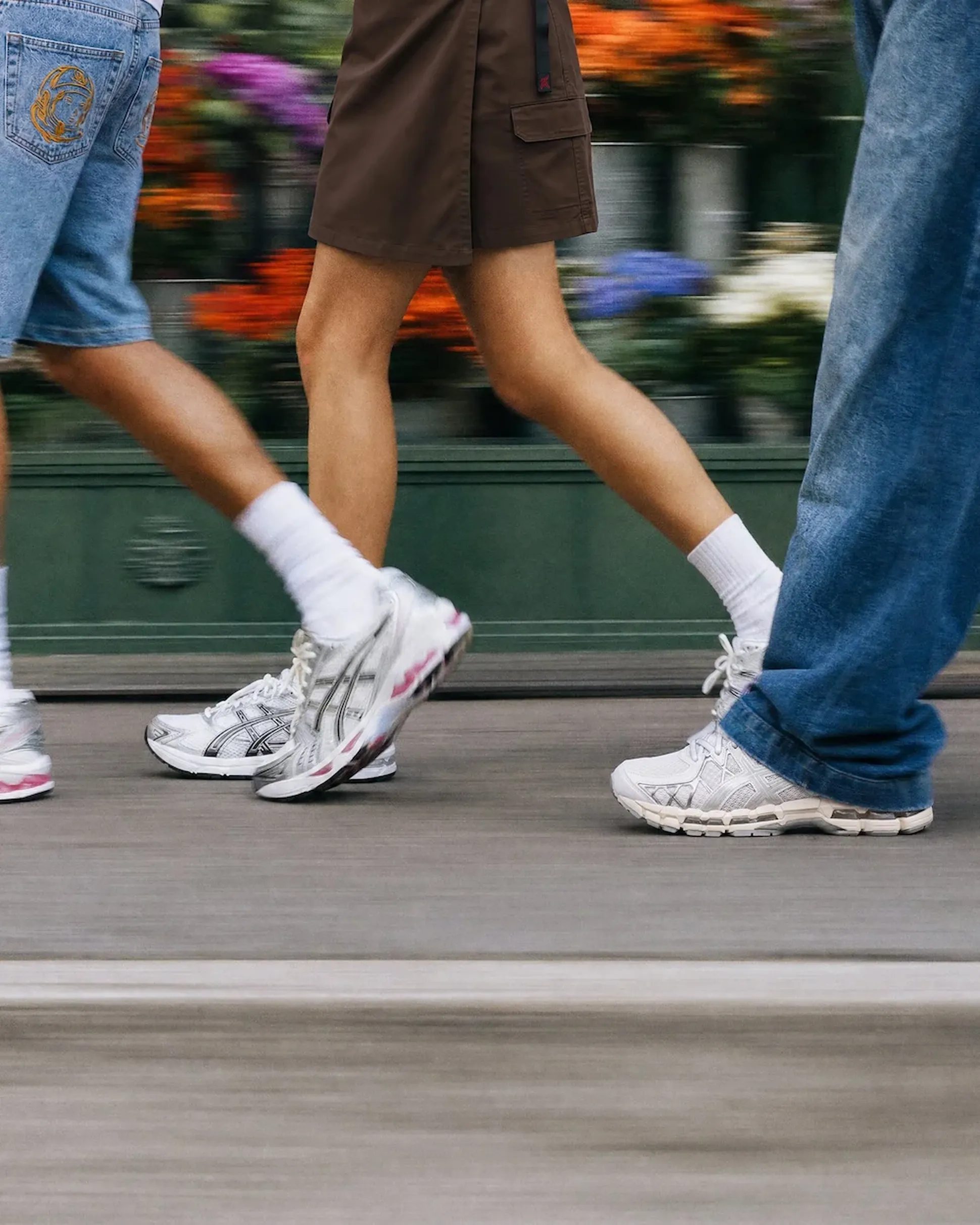 ASICS Sneakers