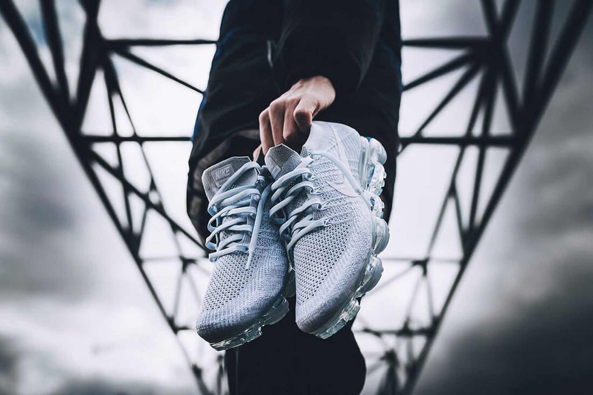 wethenew-vapormax-pure-platinum