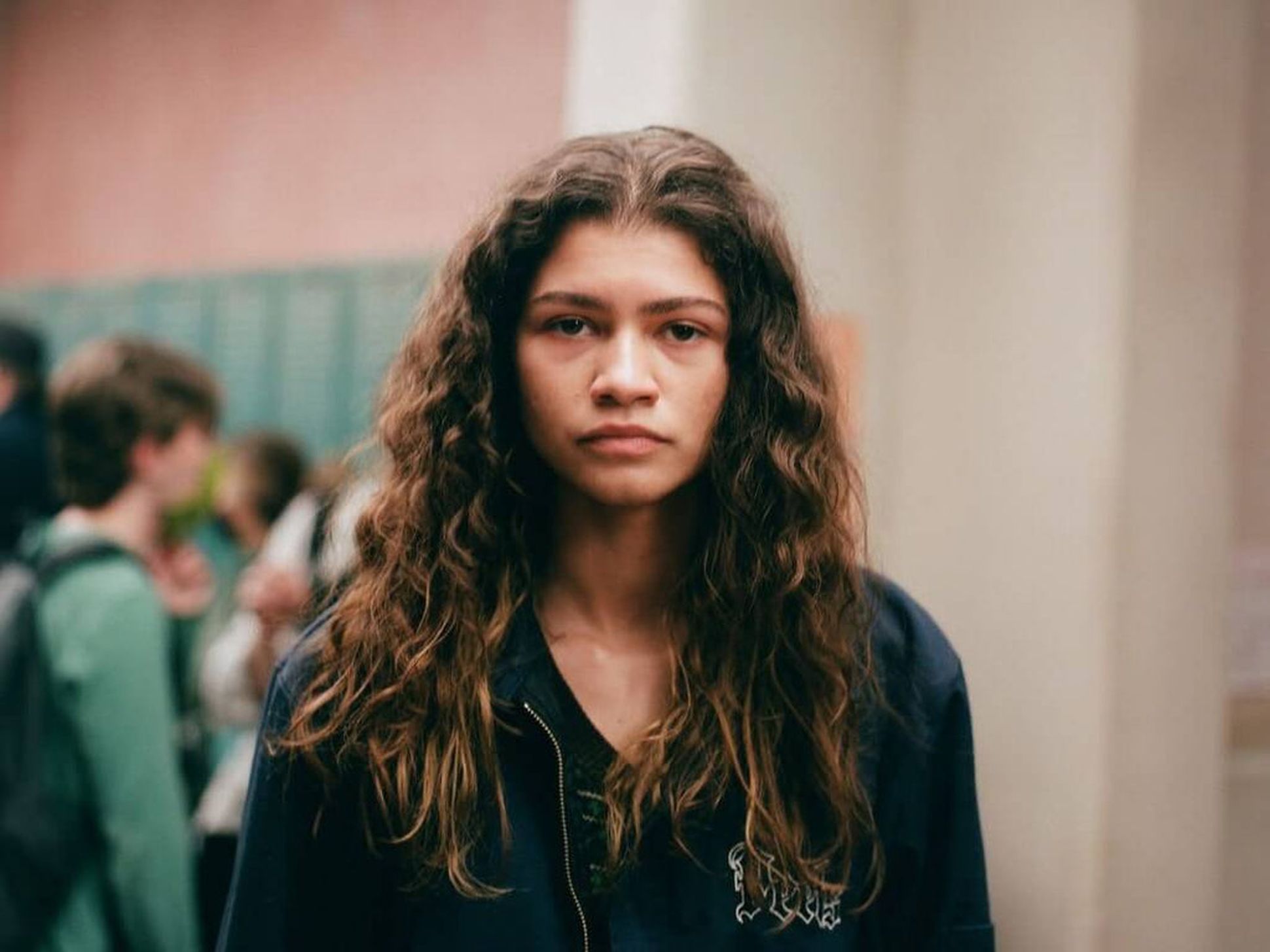 wethenew-rue-euphoria-sneaker