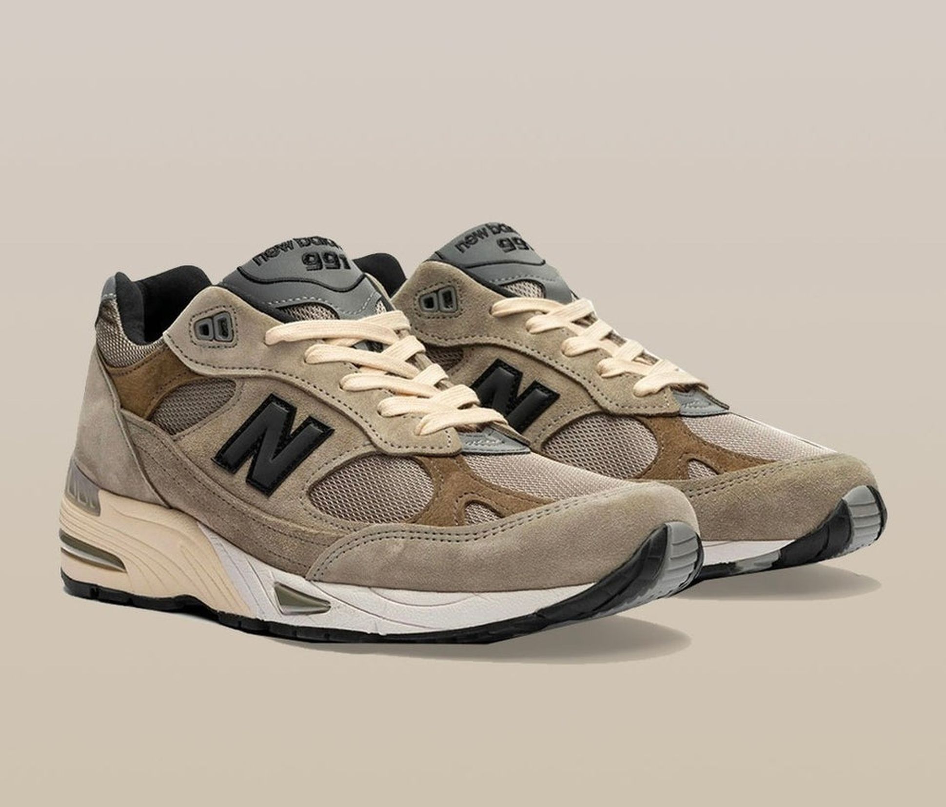 new-balance-jjjjound-salehe-bembury-stone-island-sneakers