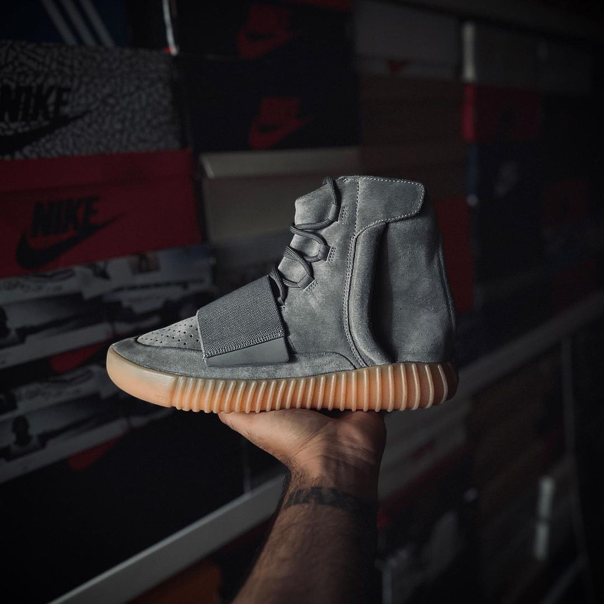 yeezy 750 boost grey