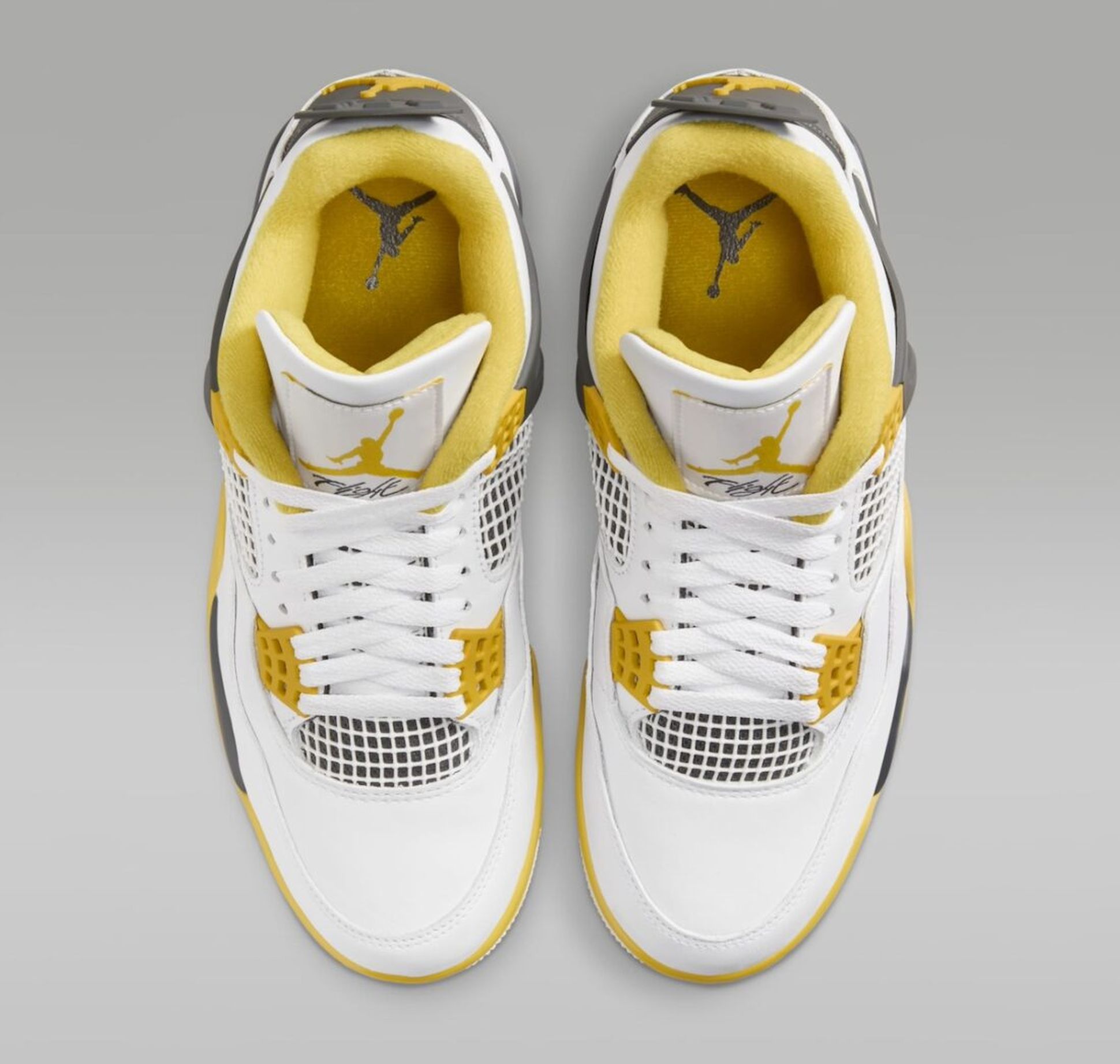 Air Jordan 4 New