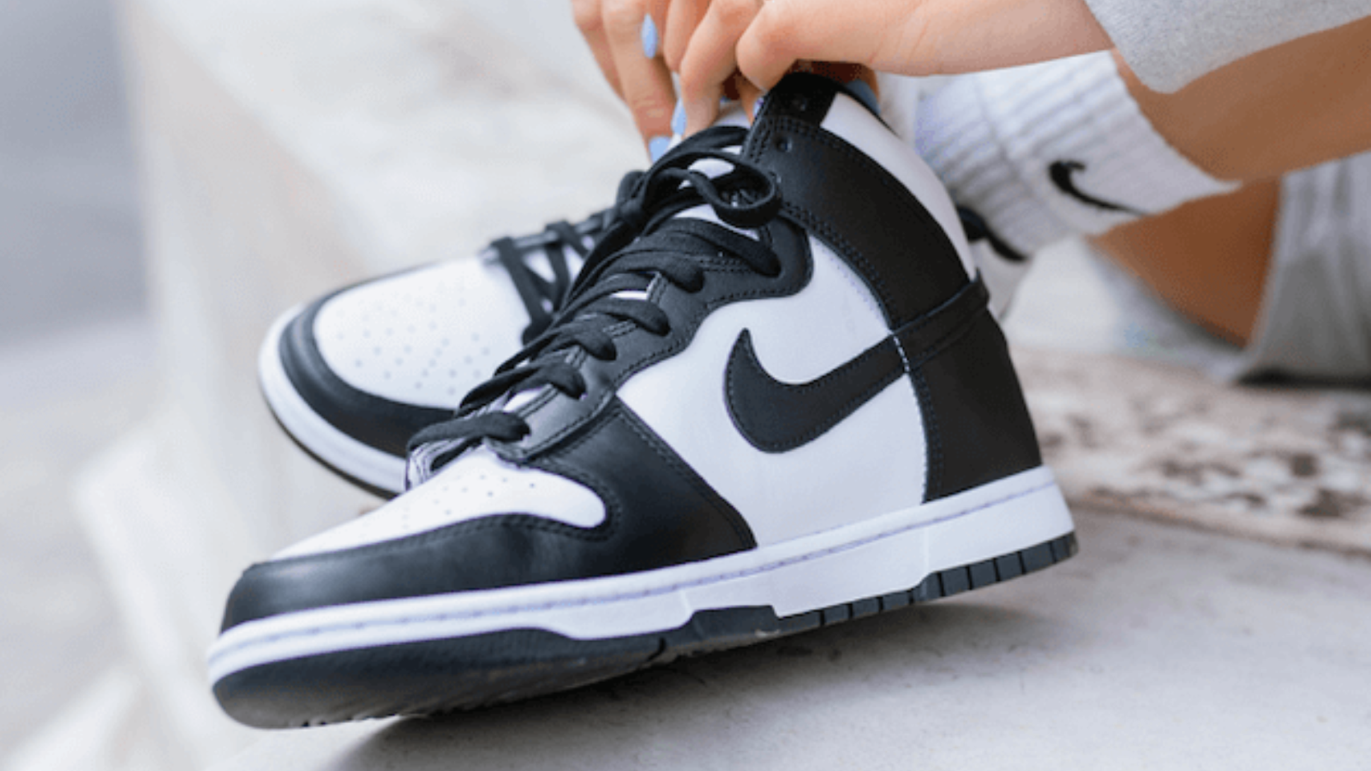 wethenew-dunk-high-black-white