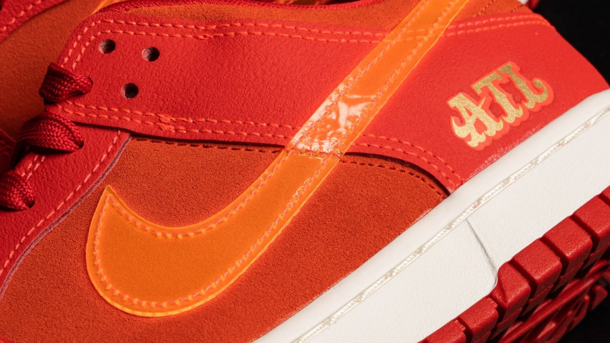 nike-dunk-low-kentucky-alternate-avril-releases