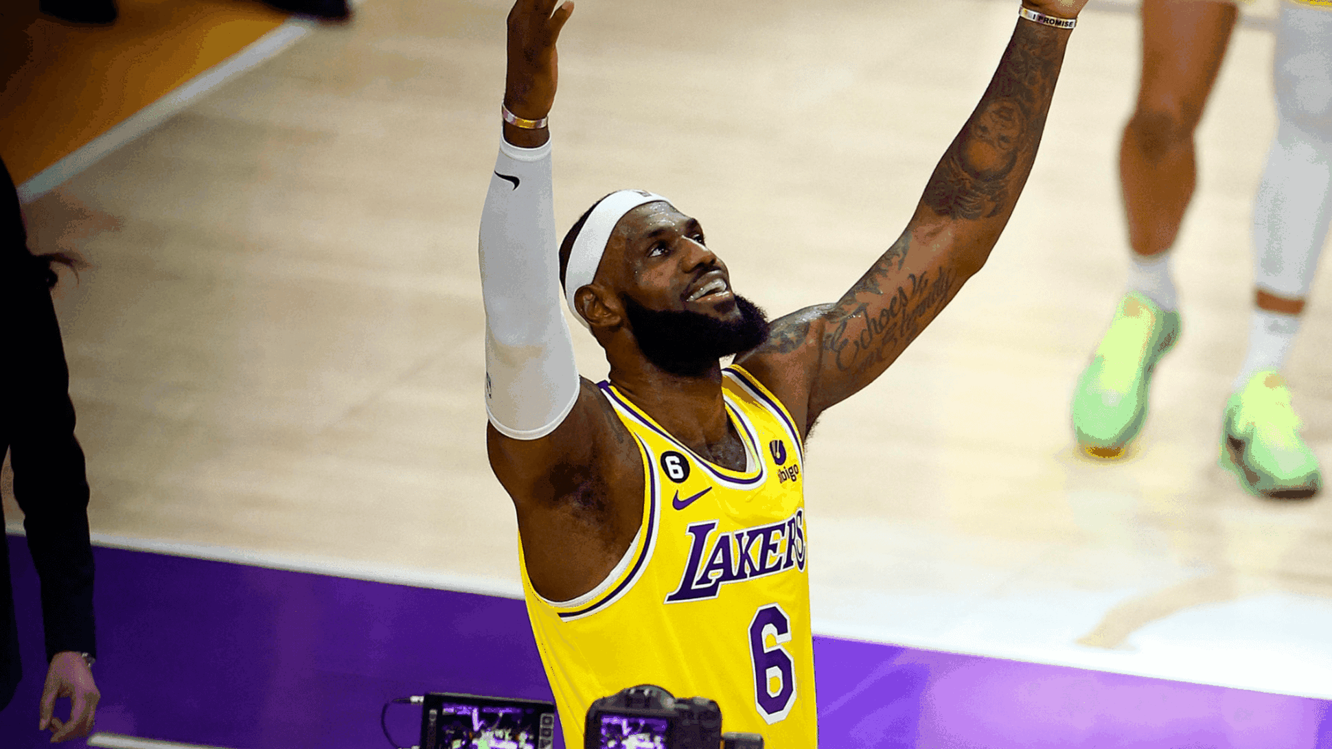 wethenew-lebron-james-record-points-NBA