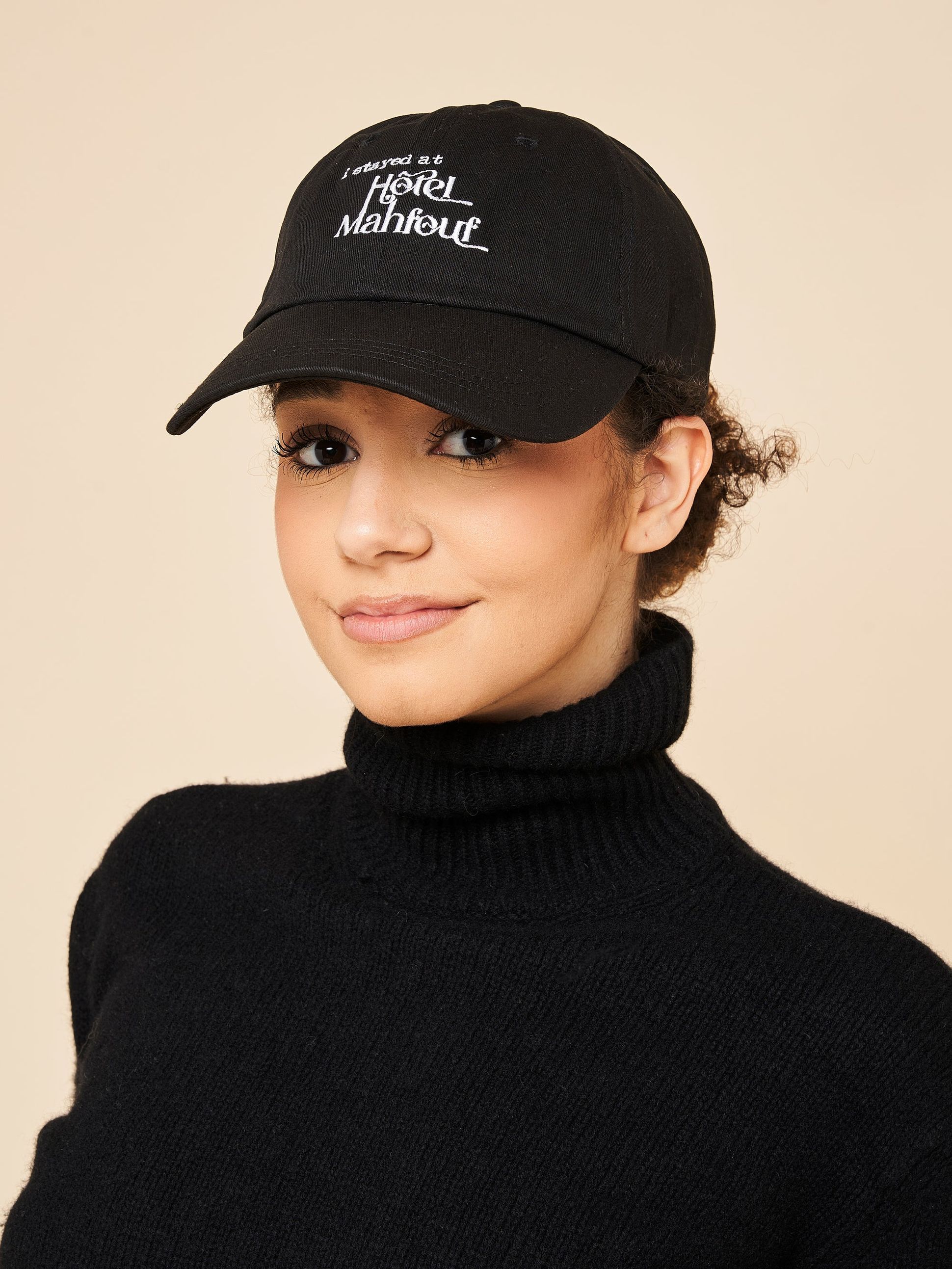 casquette le chalet hotel mahfouf lena situations