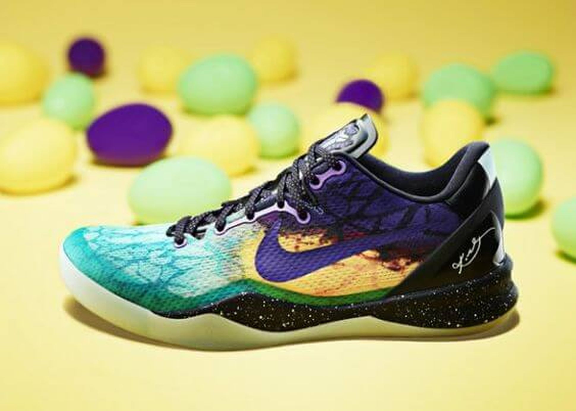 wethenew-Nike-Kobe-8-Easter-2013