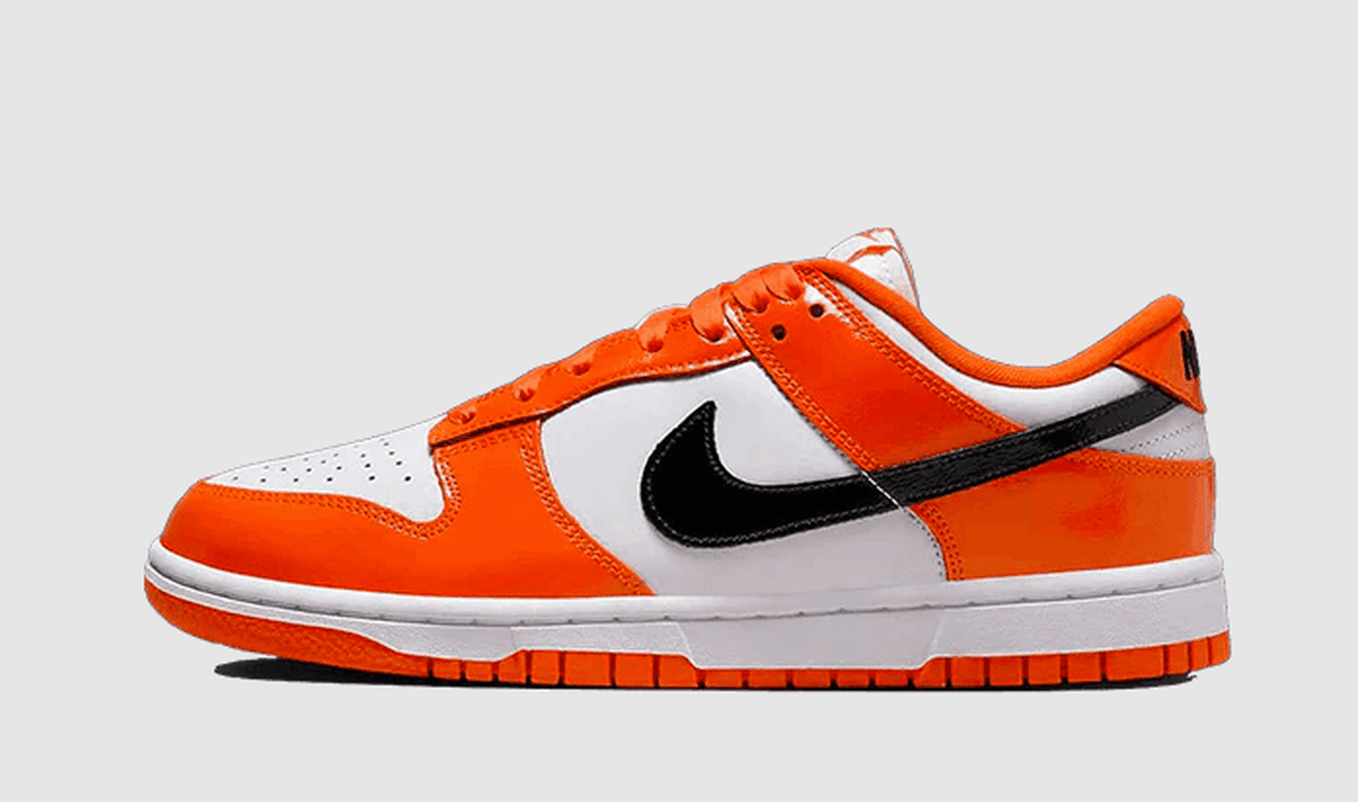 wethenew-dunk-low-patent-halloween