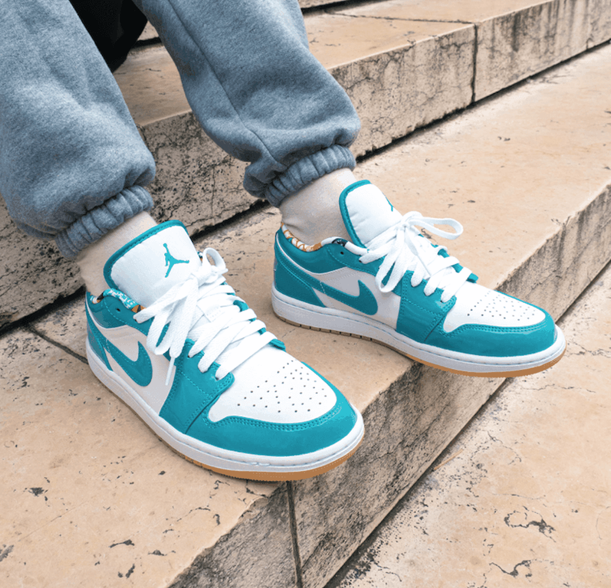 wethenew-AJ1-Low-Barcelona-Print
