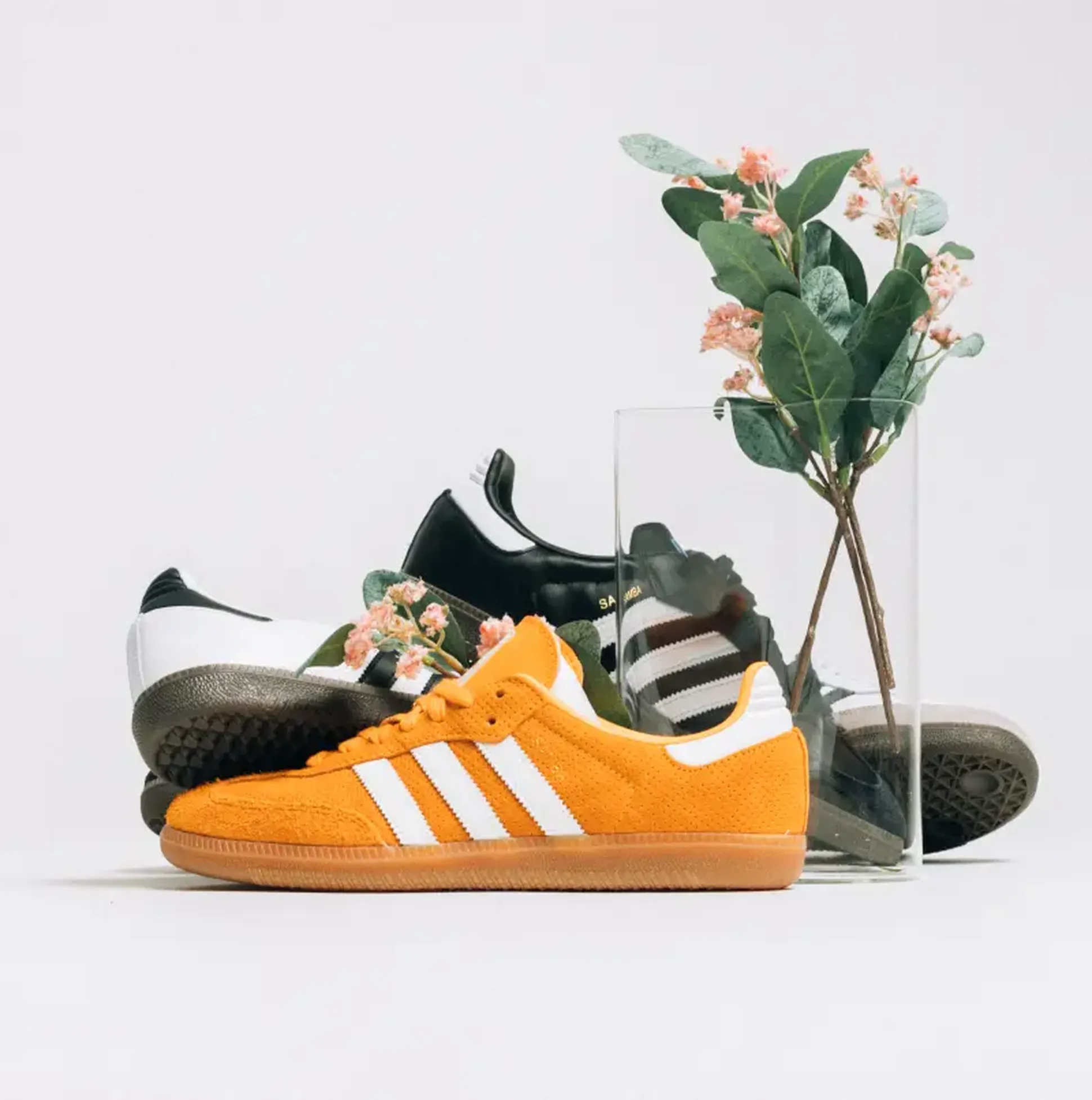 Adidas Sneakers
