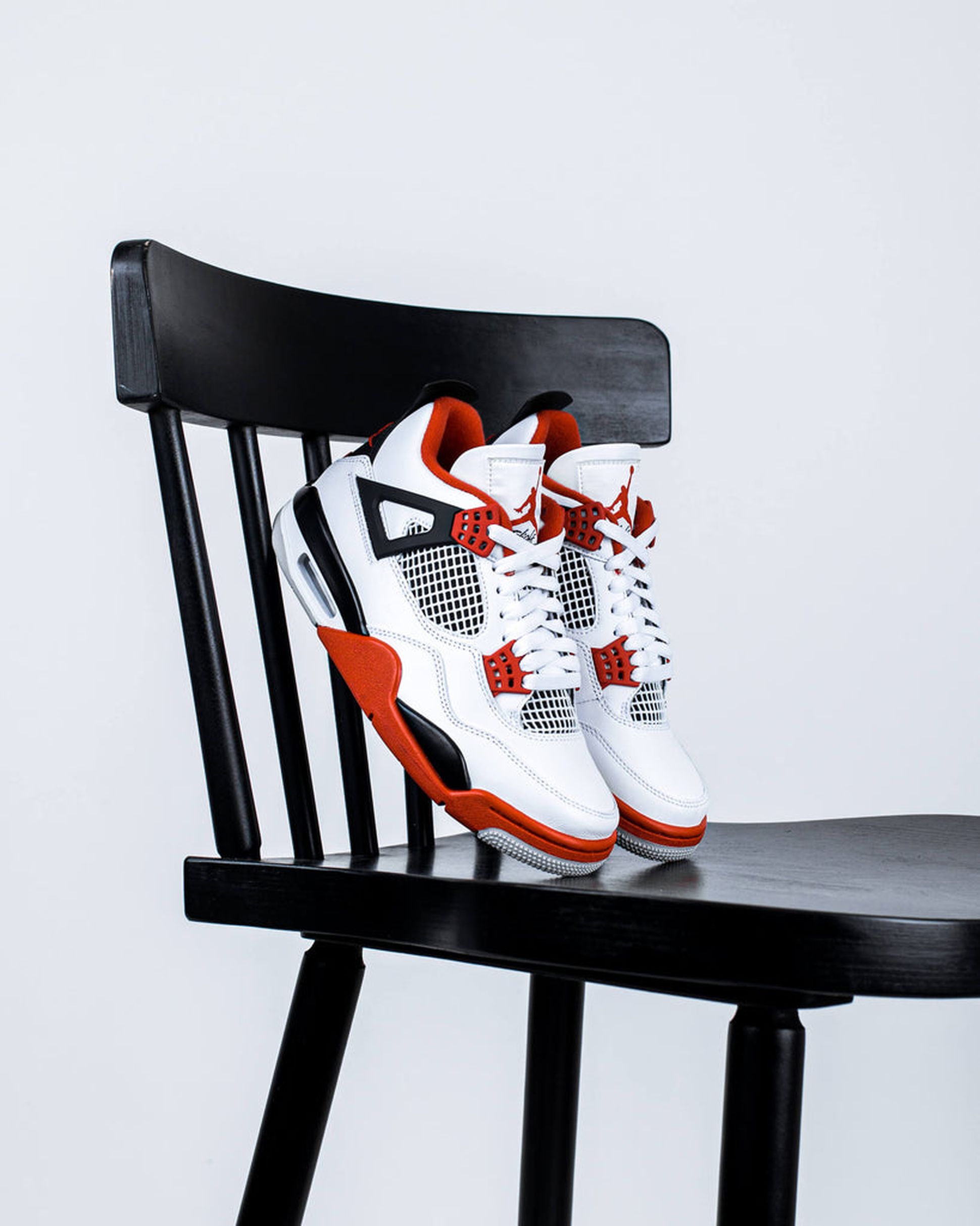 wethenew-air-jordan-4-fired-red