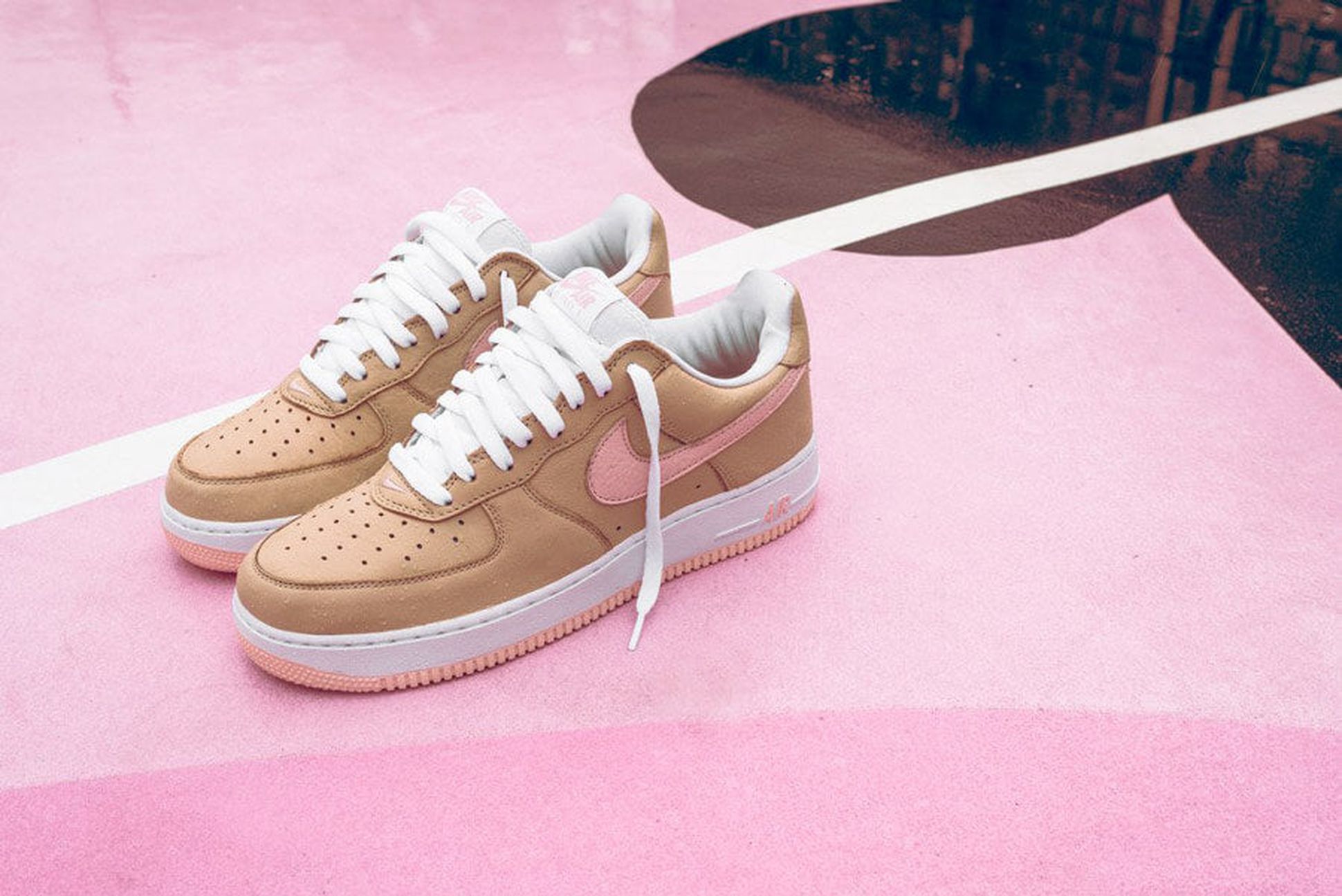 wethenew-nike-air-force-1-linen-atmos