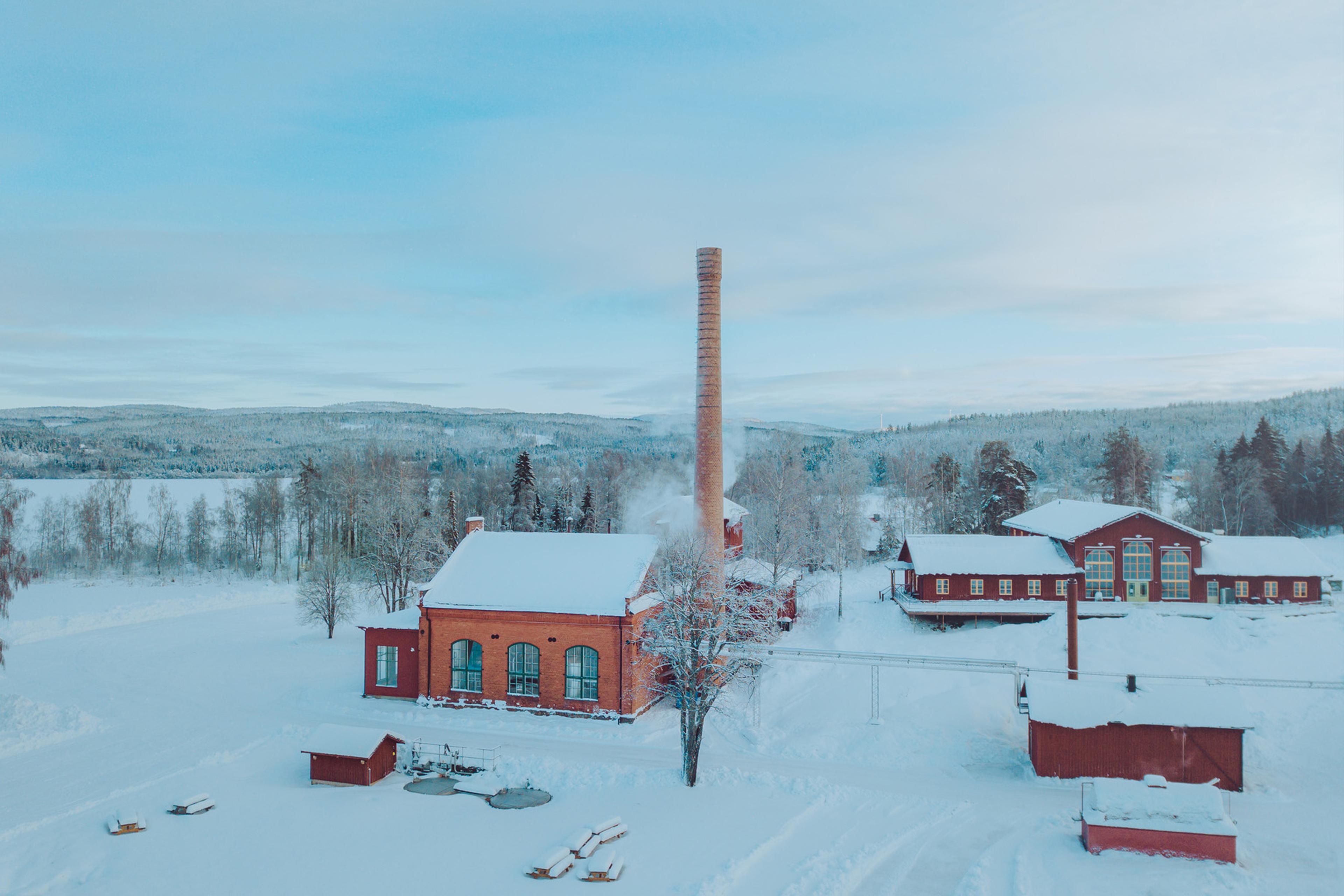 Drönarvy över High Coast Whisky