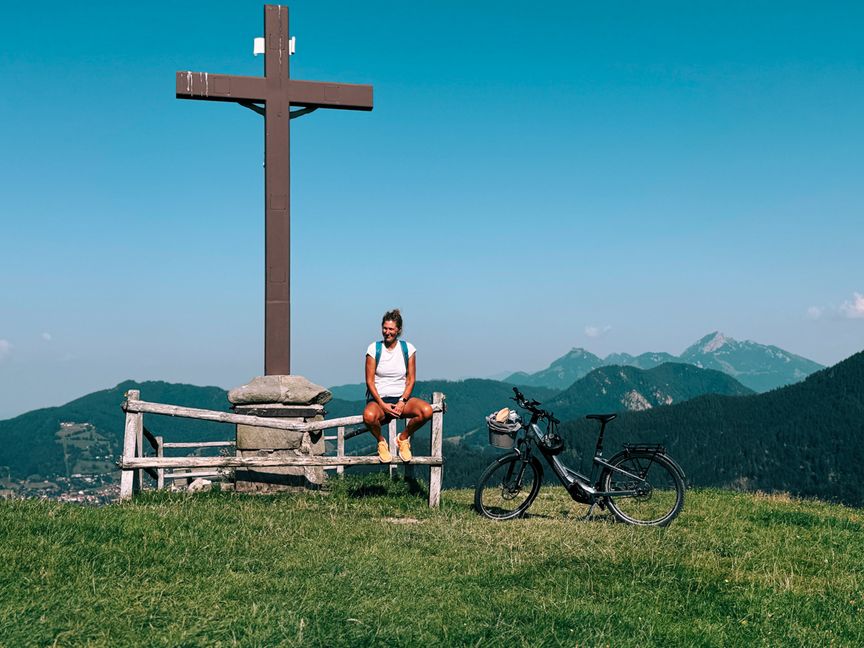 Mit dem Trekking E-Bike ins Spätsommer-Picknick