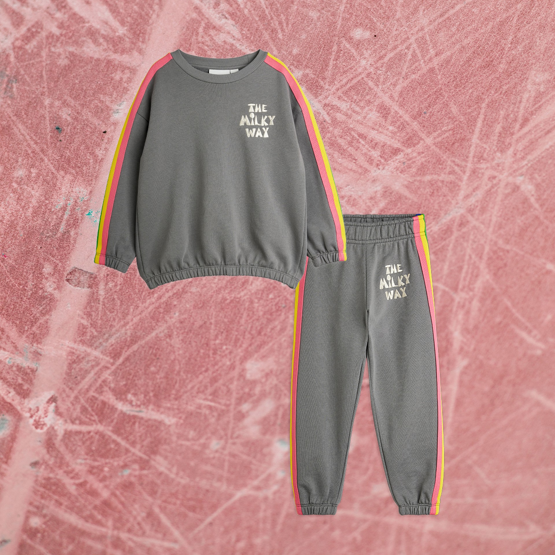 The milky way rainbow panel sweatshirt and sweatpants from Mini Rodini