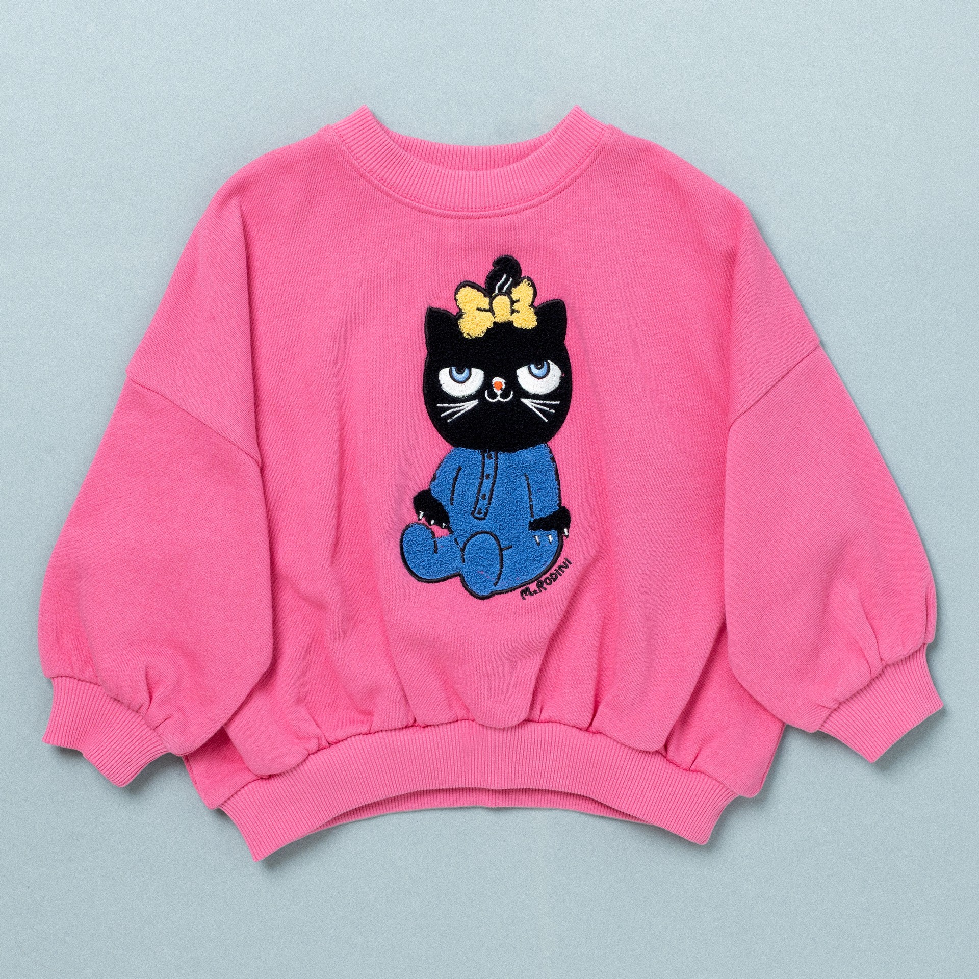Cat chenille sweatshirt in pink from Mini Rodini Table Tennis collection.. The cat is embroidered on the front.