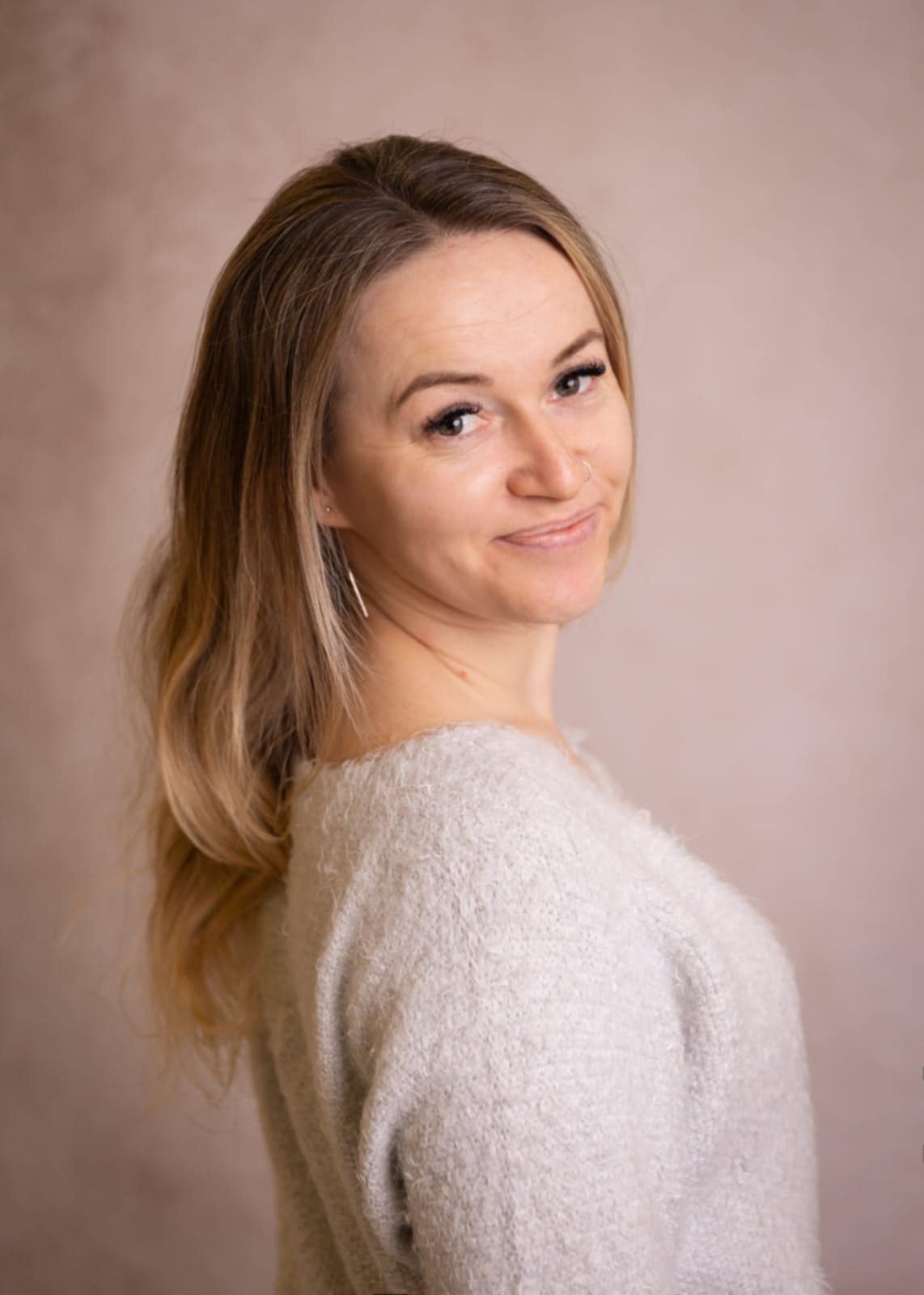 Opiekunka-489d8fc0-ed7c-42ab-b4a3-93e0e4da3feb