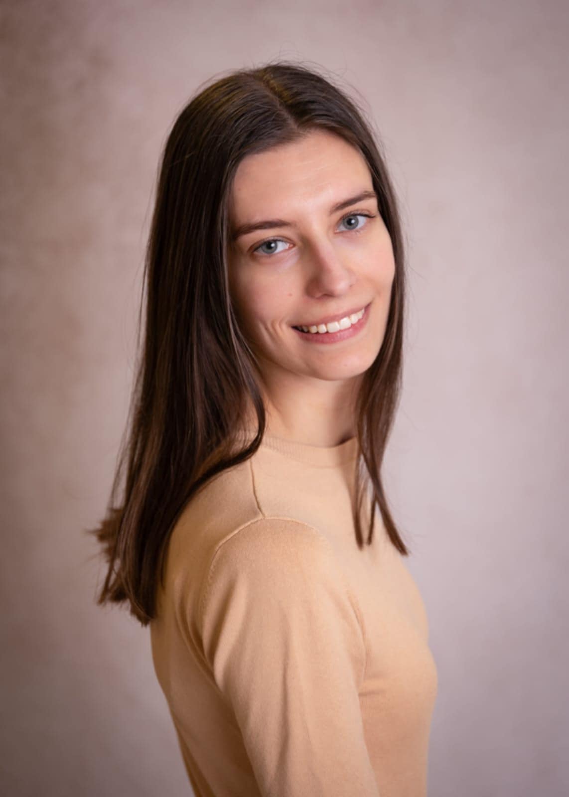 Opiekunka-ea5e1bbd-bba3-4995-8ea3-e3331fd2ac27