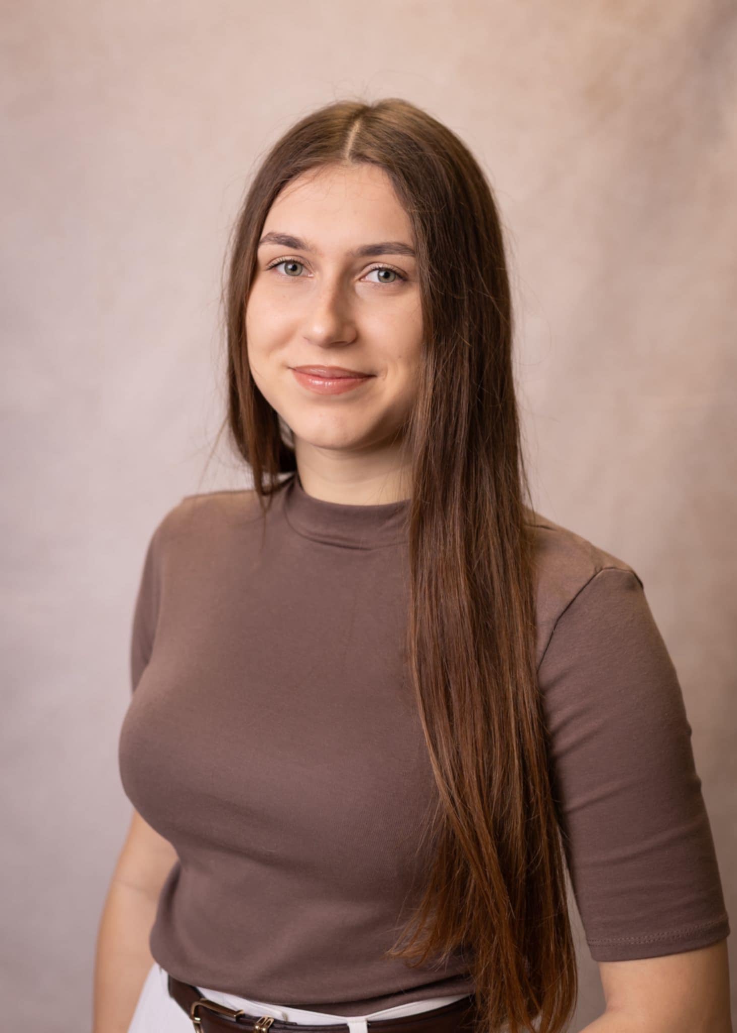 Opiekunka-c94c21e0-7325-4340-b916-be019d3cb02a