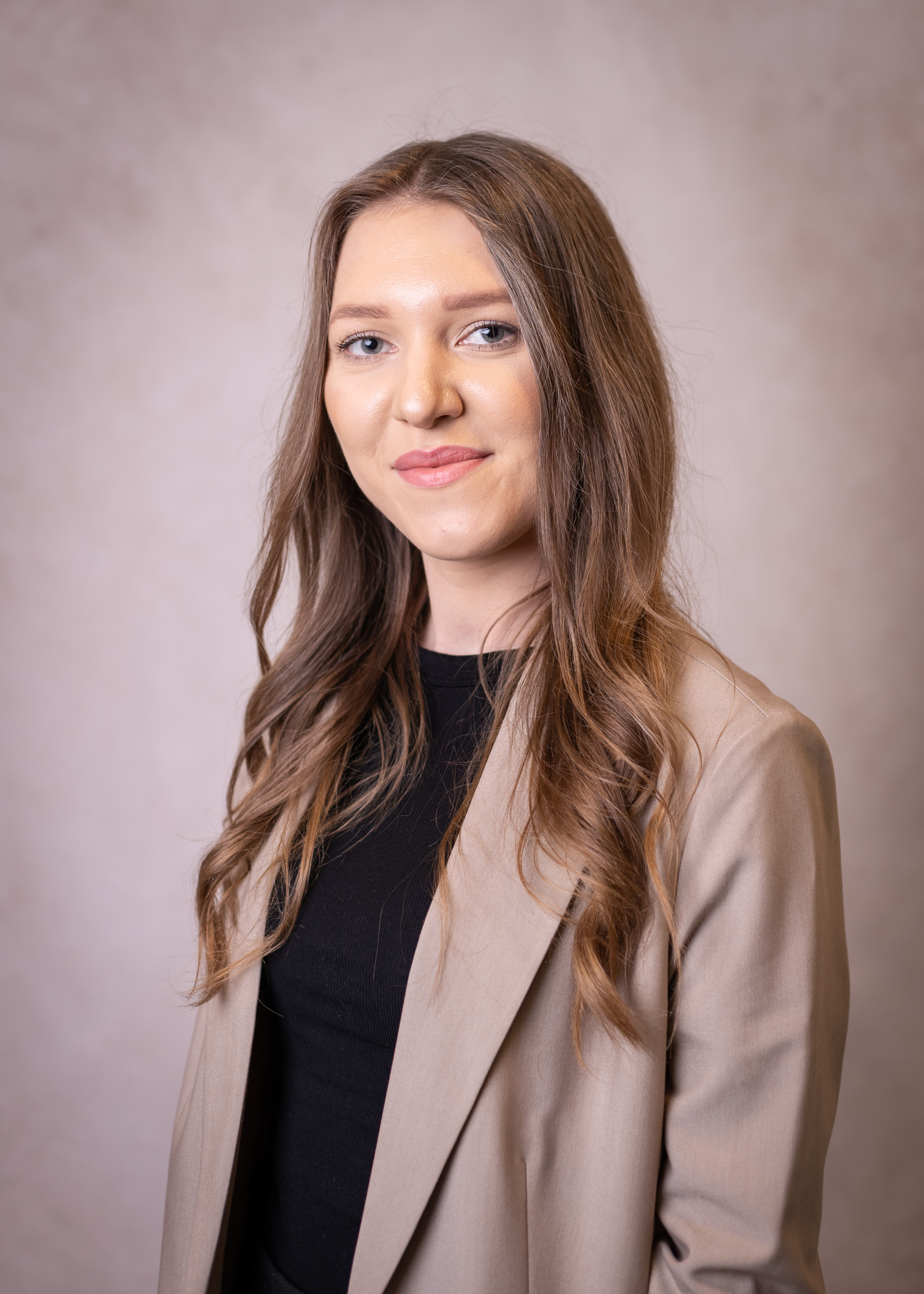 Opiekunka-9f92c14f-4101-49e1-a001-49a98a8c02ee