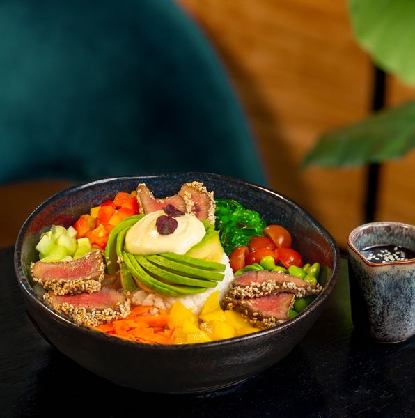 Beef Tataki Poké Bowl