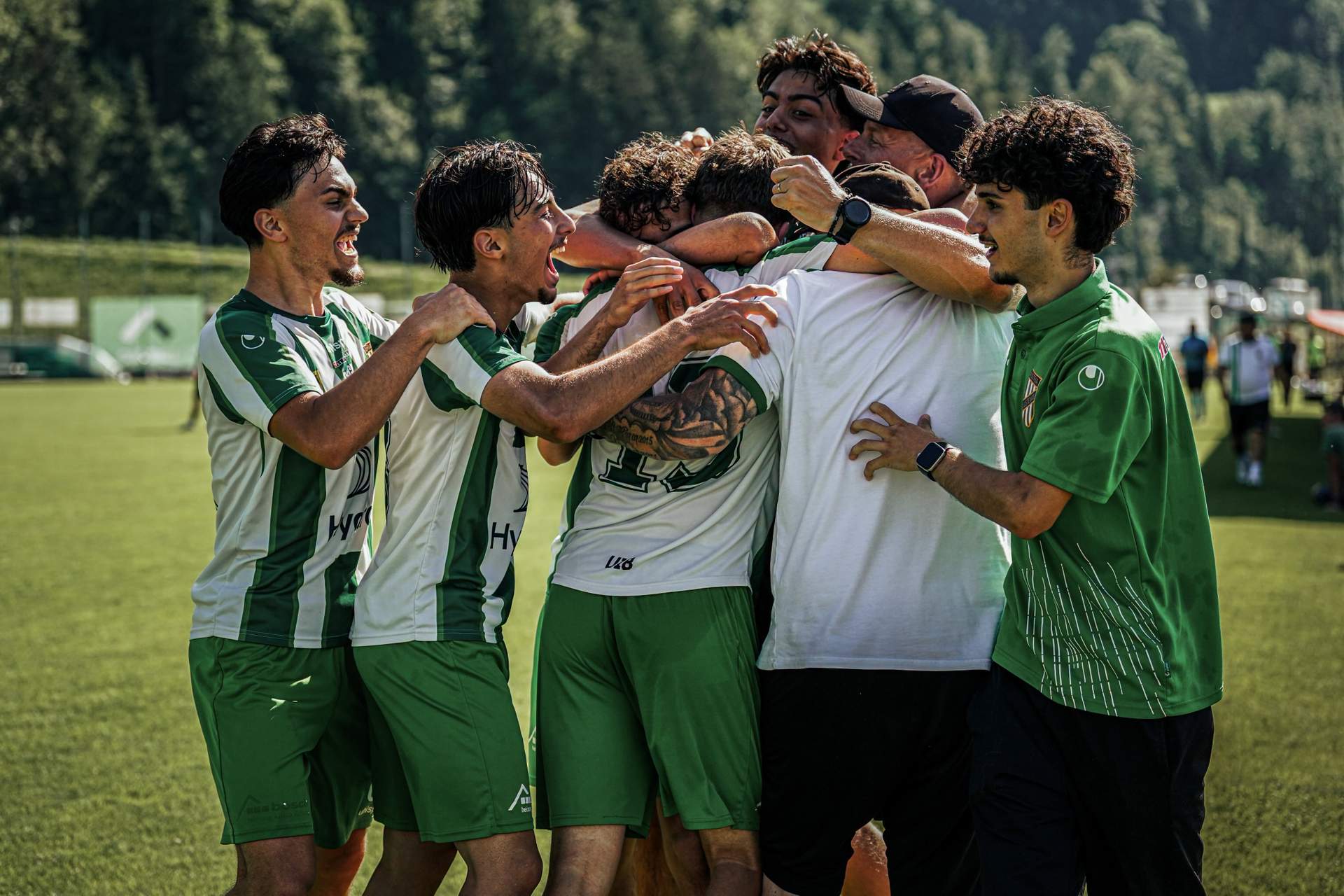 U18