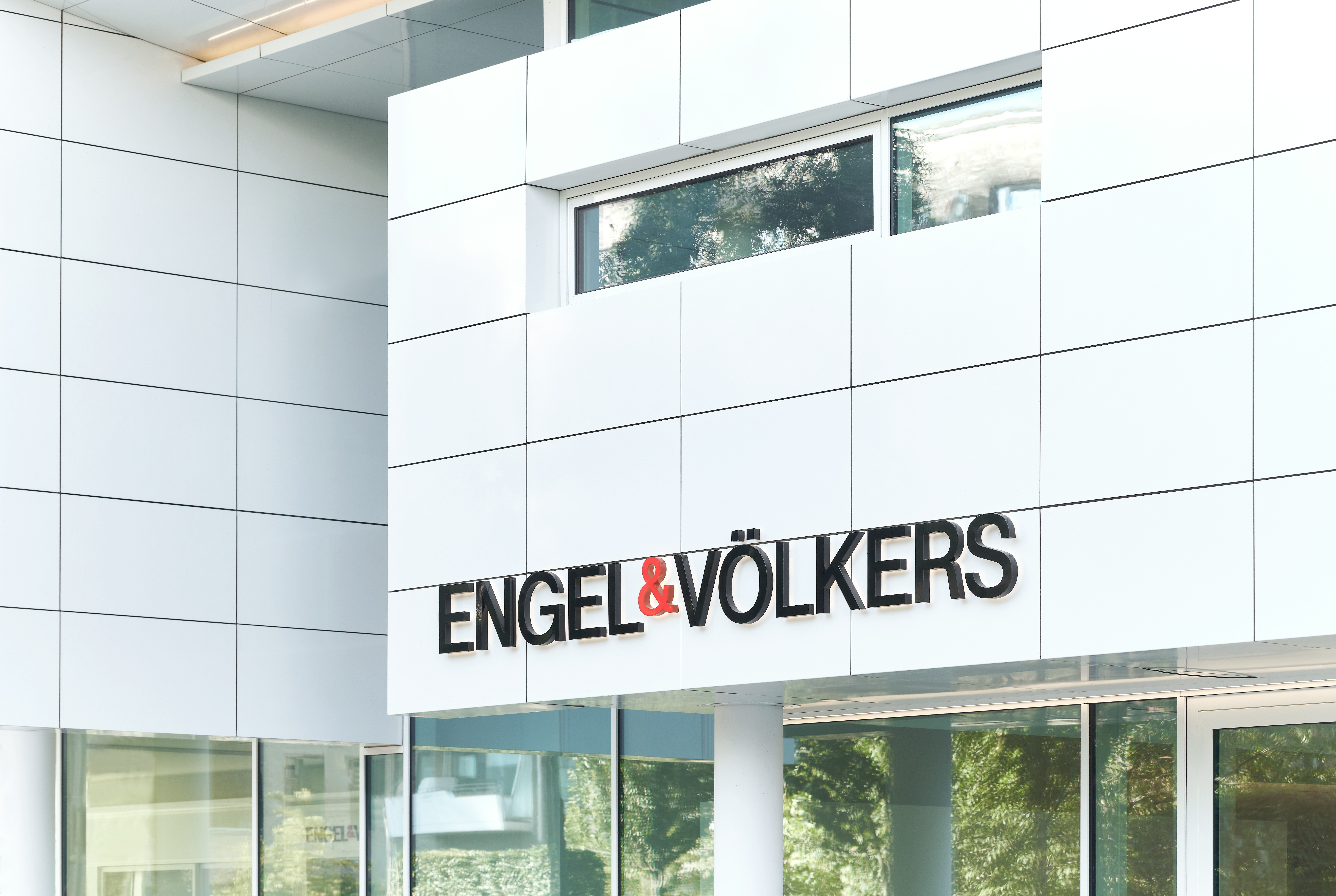 Engel & Völkers Commercial office