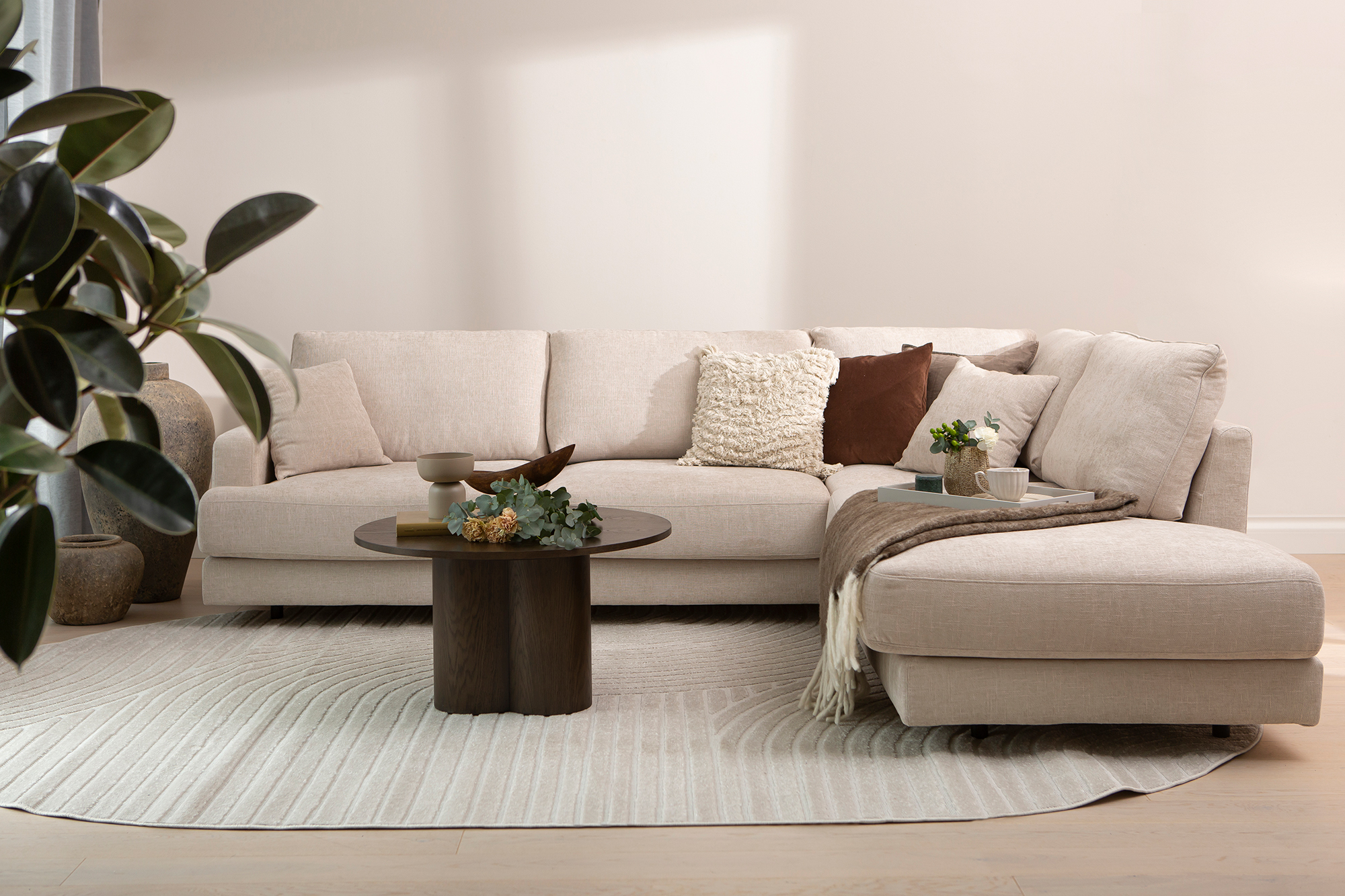 Henry_avokulmasohva_oikea_next_105_beige_fiilis_9