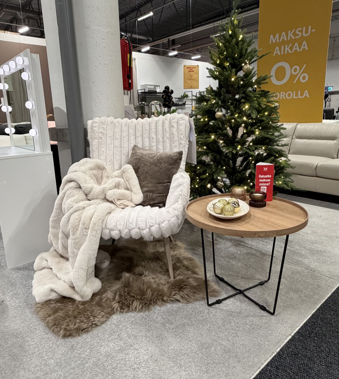 Kotkan myymälä joulukuva