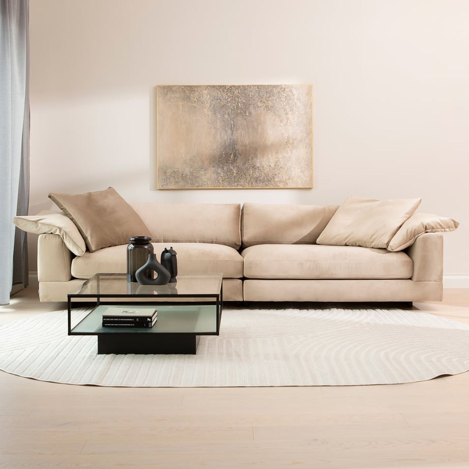 tyylikäs Infinity neljän istuttava beige sohva
