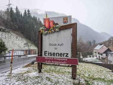 Foto von Schild "Glück auf in Eisenerz"