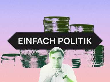 Ein Mann im weißen Hemd, die Hände unter dem Kinn verschränkt, vor Münzstapeln und einem „EINFACH POLITIK“-Schild auf einem Hintergrund mit Pastellfarbton.