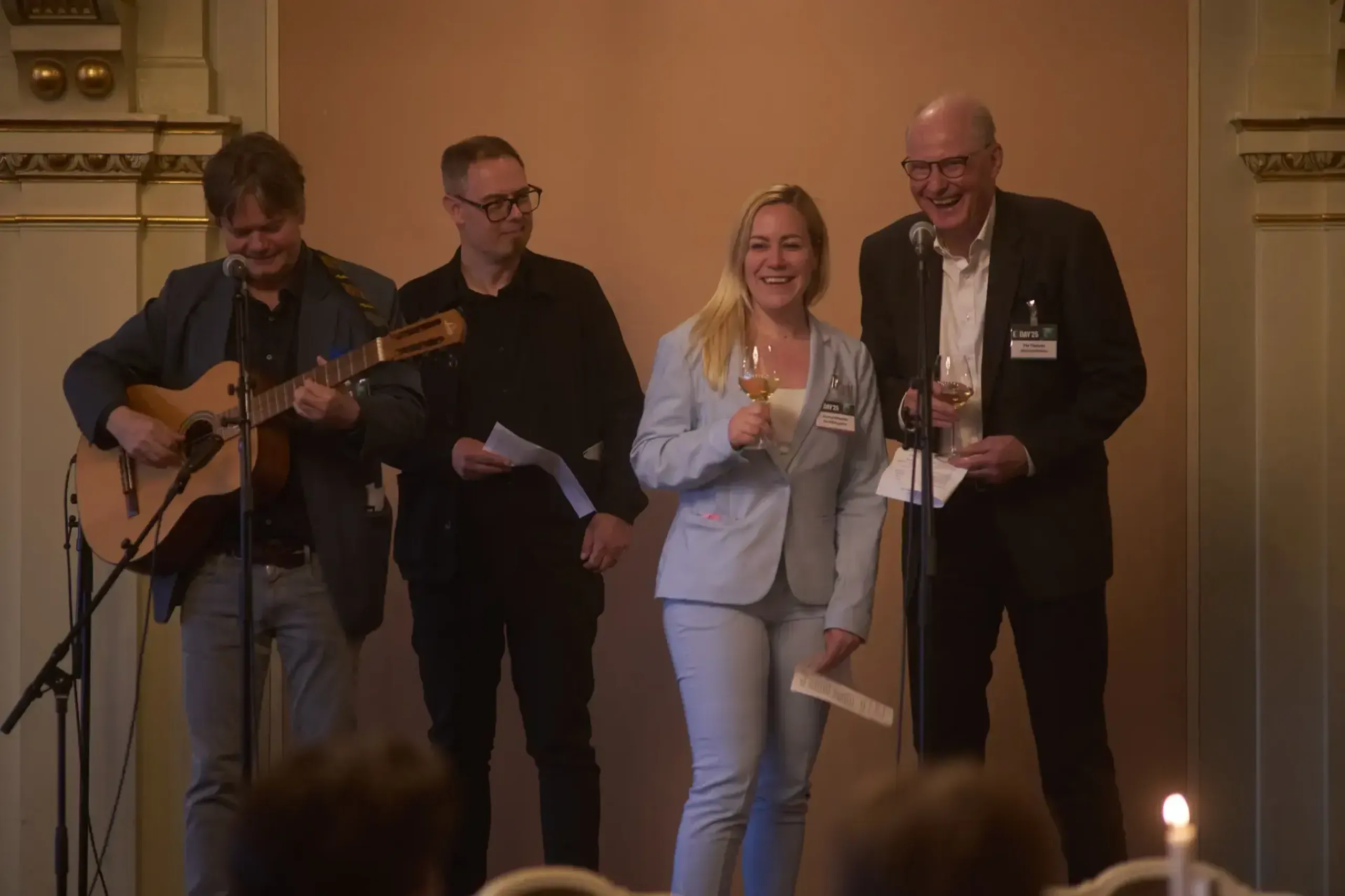 Sång och gitarr