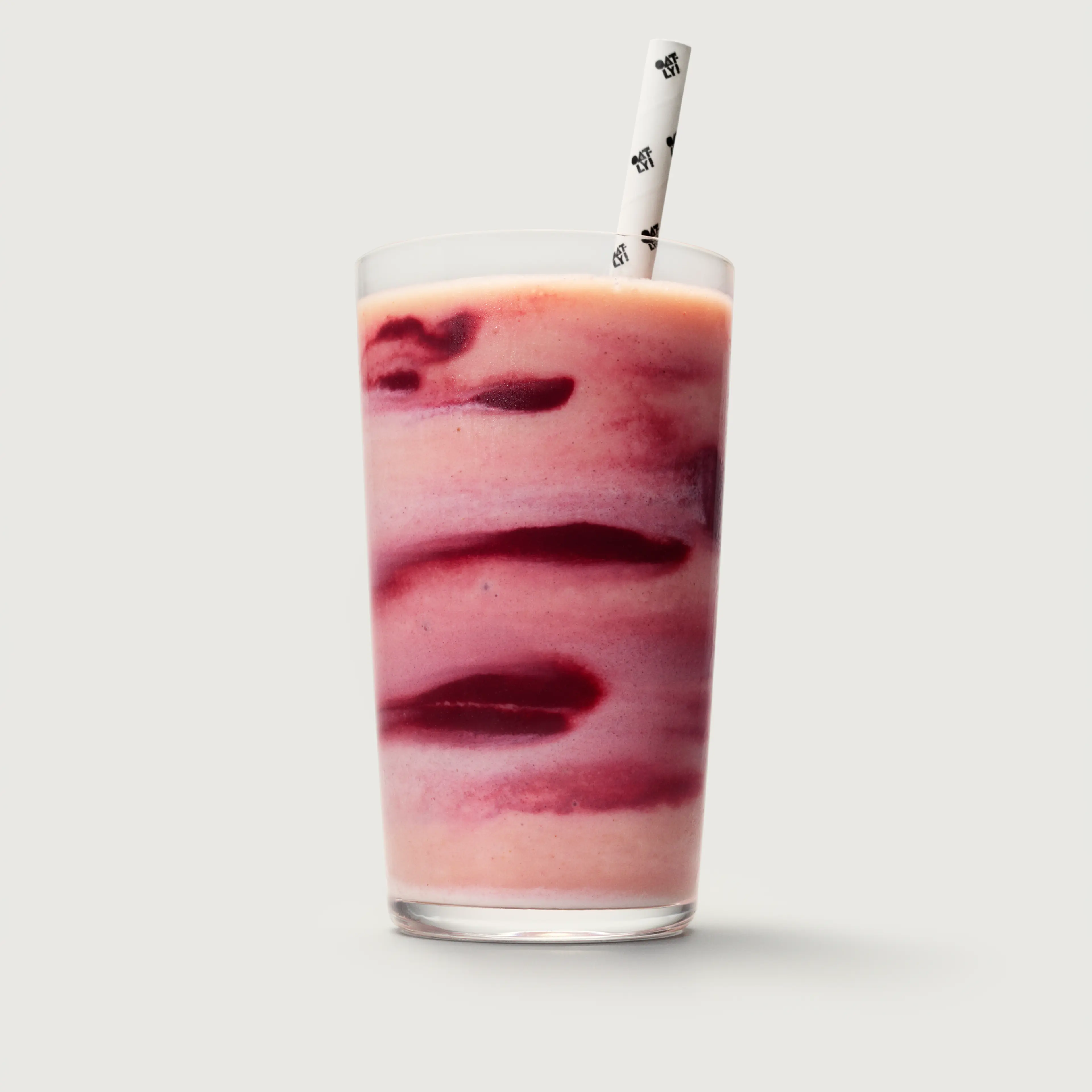Pink coco smoothie - Recipes | Oatly | United Kingdom
