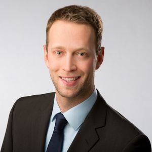 Niklas Rademacher,  Director Group-Marketing, NKT