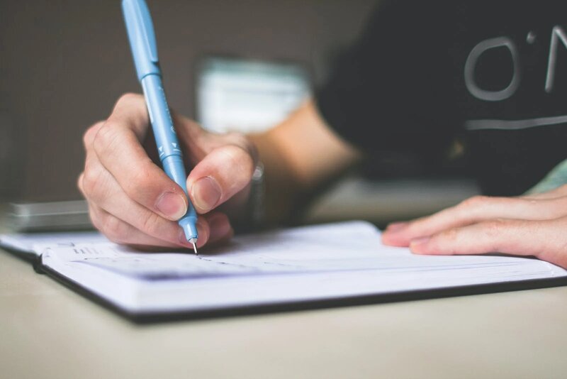 Luôn tra cứu, ghi chép các từ mới để đảm bảo hiệu suất học tập 