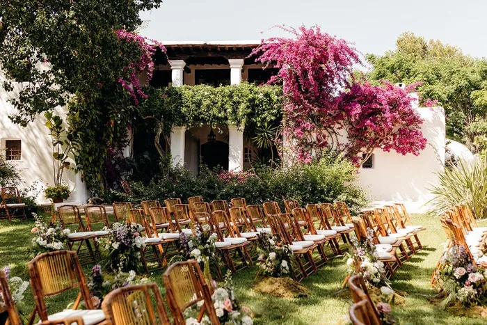 CEREMONY IBIZA FINCA FLOWERS