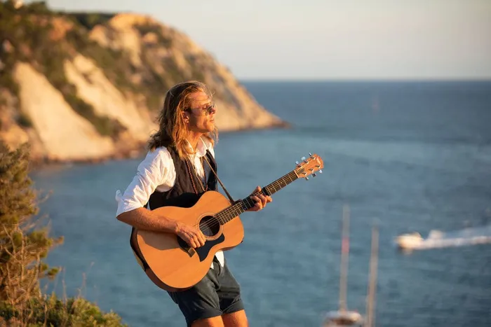 Wedding proposal at Es Vedrà Ibiza — reception details, Ibiza