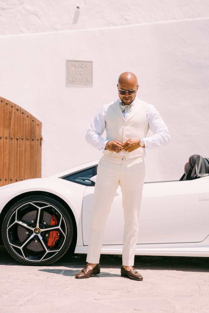 Date, venue & creative direction