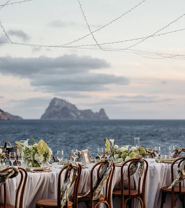 Wedding at 7 Pines Ibiza organized by the best Ibiza wedding planner Bliss Ibiza Weddings  dinner table