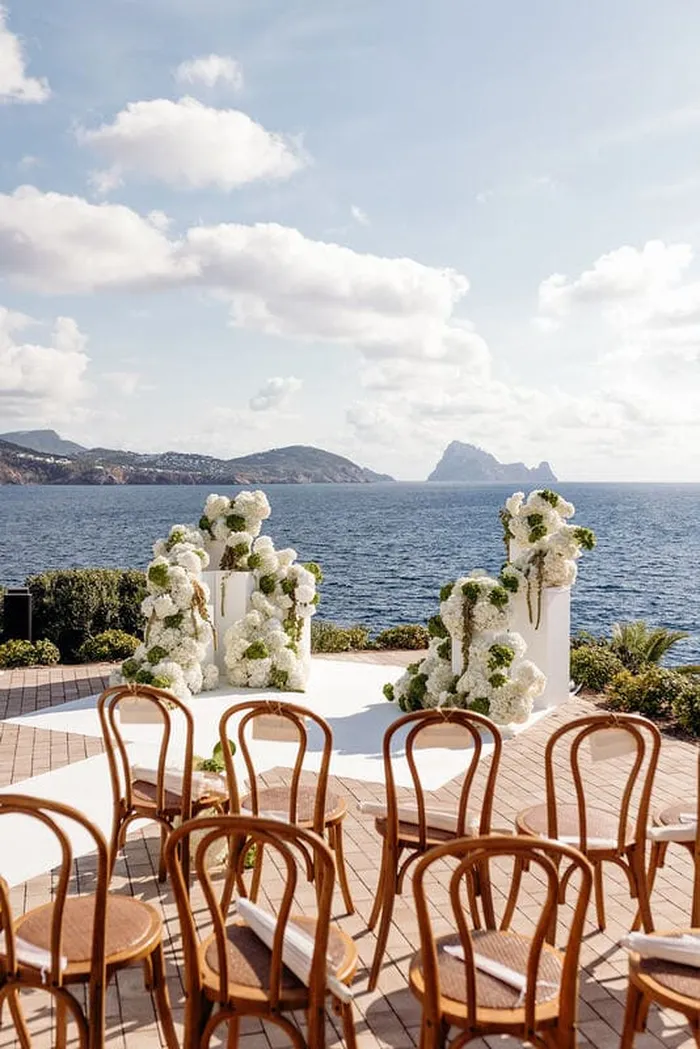 Wedding at 7 Pines ibiza by Bliss Ibiza Wedding Planner ceremony decor