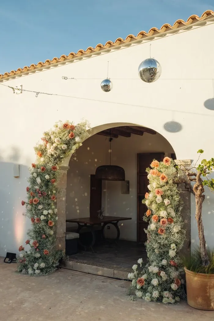Anna and Fabian at Juntos House — wedding preparations, Ibiza
