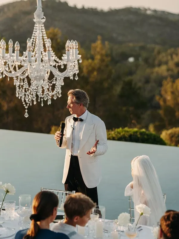 Elegant wedding in Ibiza Villa - dinner