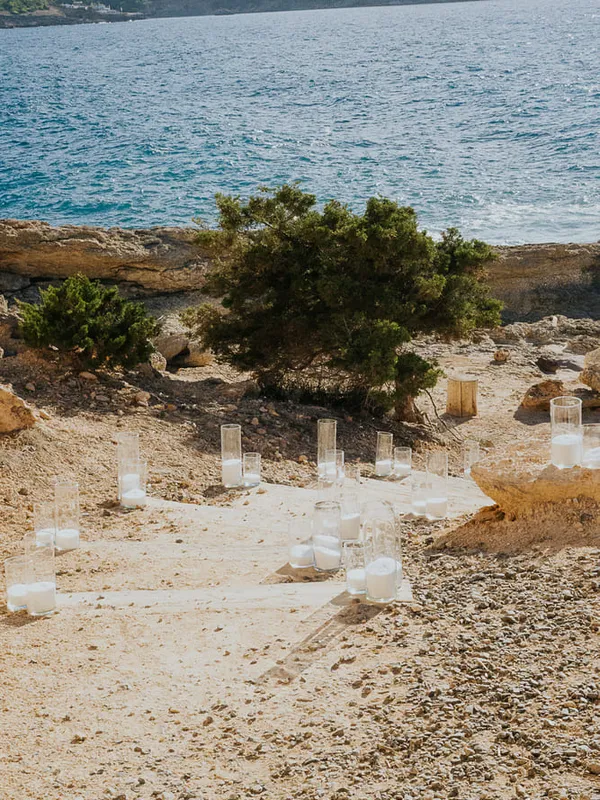 Weddings on the edge of the Mediterranean 