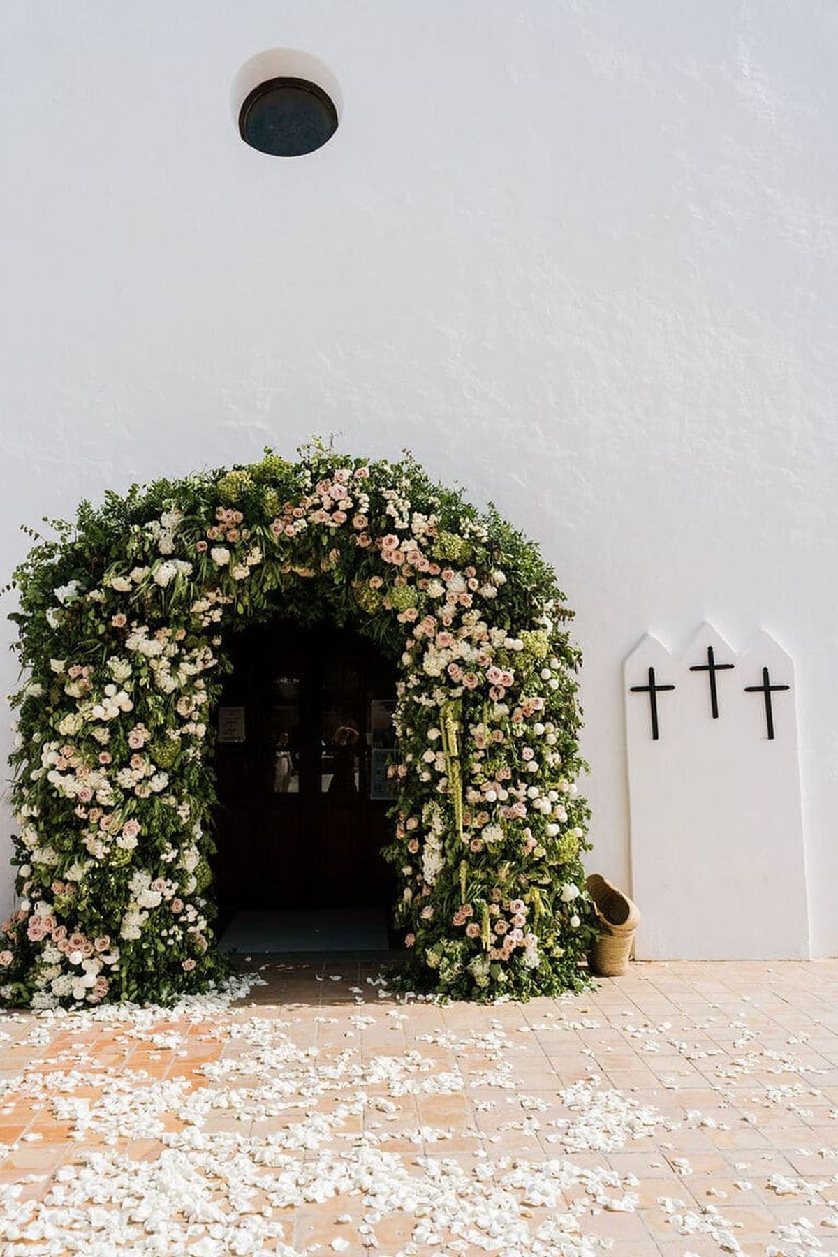 Luxury villa wedding in Ibiza organised by the leading Ibiza wedding planner