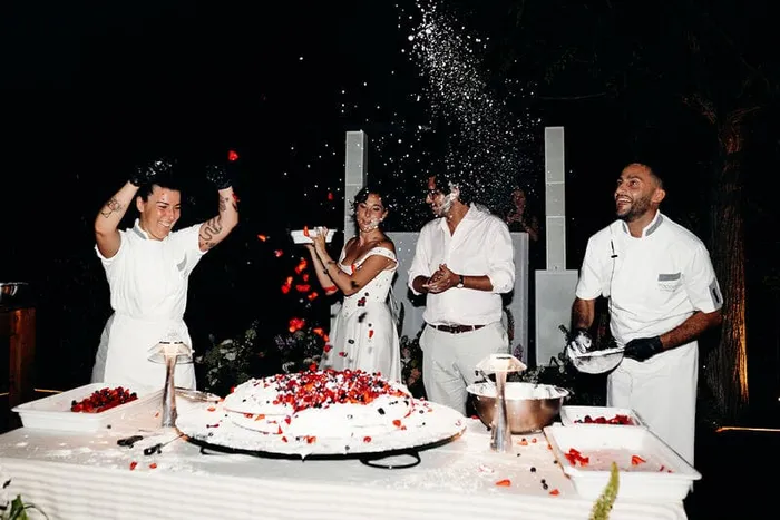 Finca wedding with a long party and cake show organised by Bliss Ibiza Wedding Planner