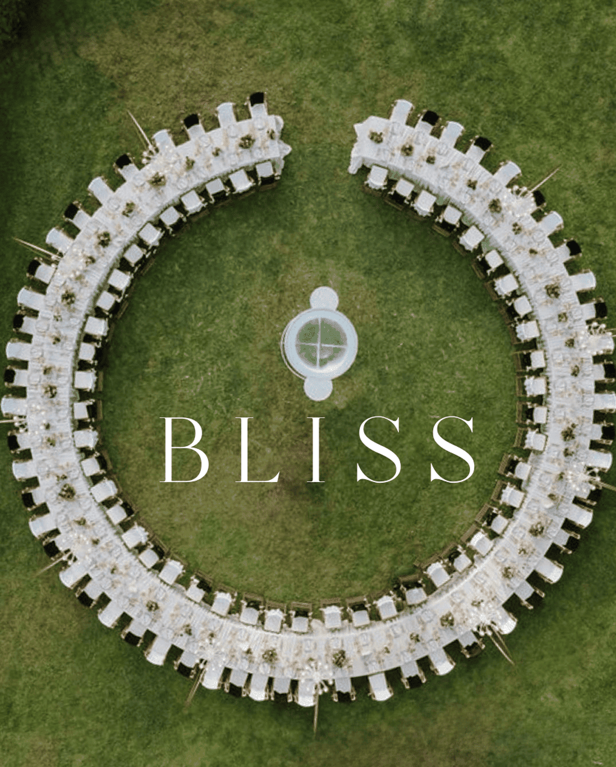 Design of a wedding table by Bliss Ibiza Wedding Planner for a villa wedding style studio 54