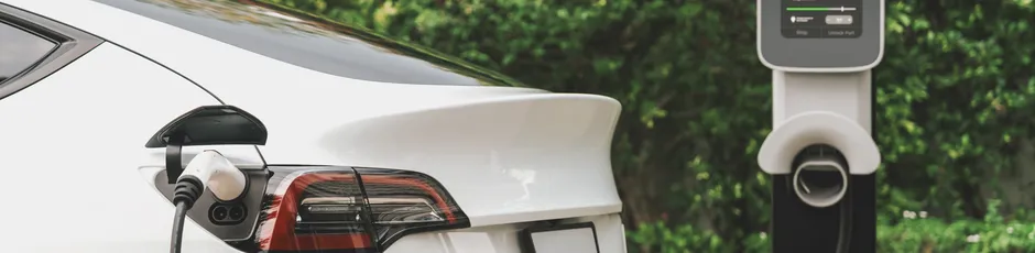 Tomada elétrica ou carregador?