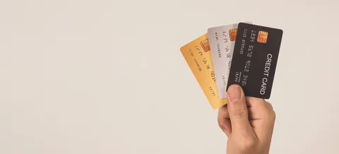Que tipos de cartões bancários existem_